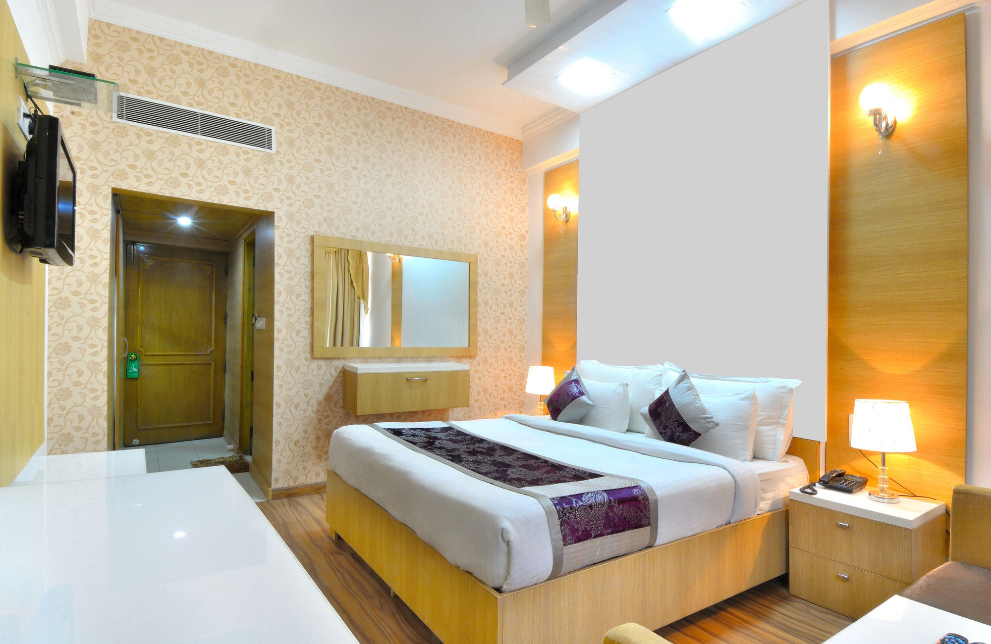 โฮเต็ล โซลิแทร์ Hotel จัณฑีครห์ ภายนอก รูปภาพ